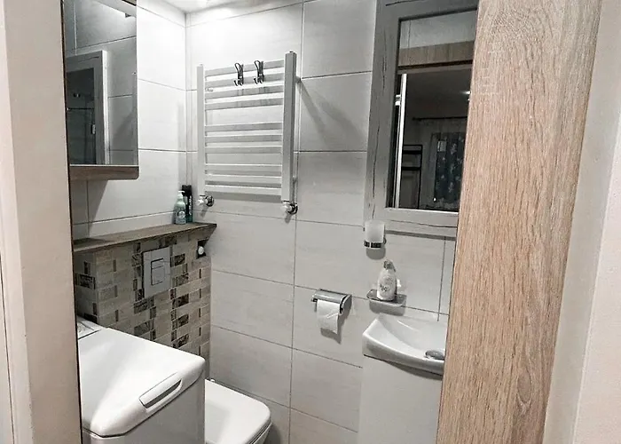 Apartamento Nowoczesne Z Ogrodem I Parkingiem *