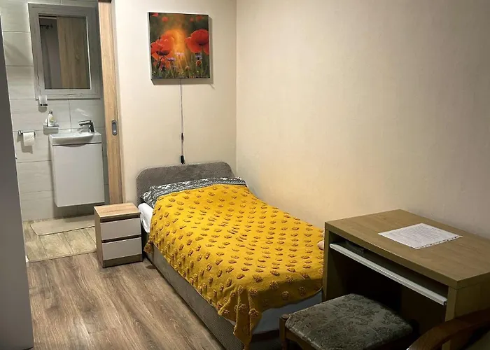 Nowoczesne Z Ogrodem I Parkingiem Apartamento