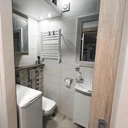 アパート Nowoczesne Z Ogrodem I Parkingiem *